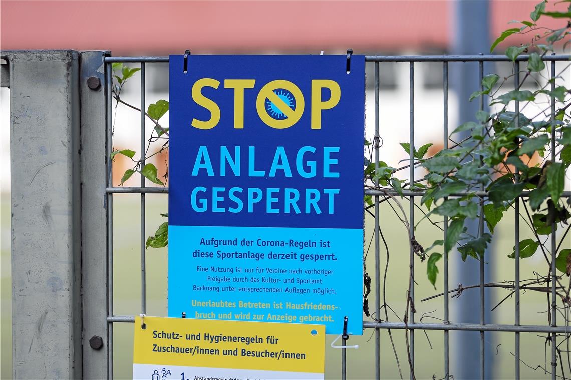 Die Fußball-Oberliga Baden-Württemberg ist wegen der Corona-Pandemie bereits gestoppt. Nun droht gar der endgültige Abbruch und die Annullierung der Saison. Foto: A. Becher