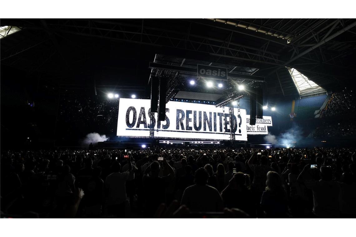 Oasis-Comeback in Wales: Alles wieder so wie früher? Die Gallagher-Brüder haben wieder zusammengefunden.