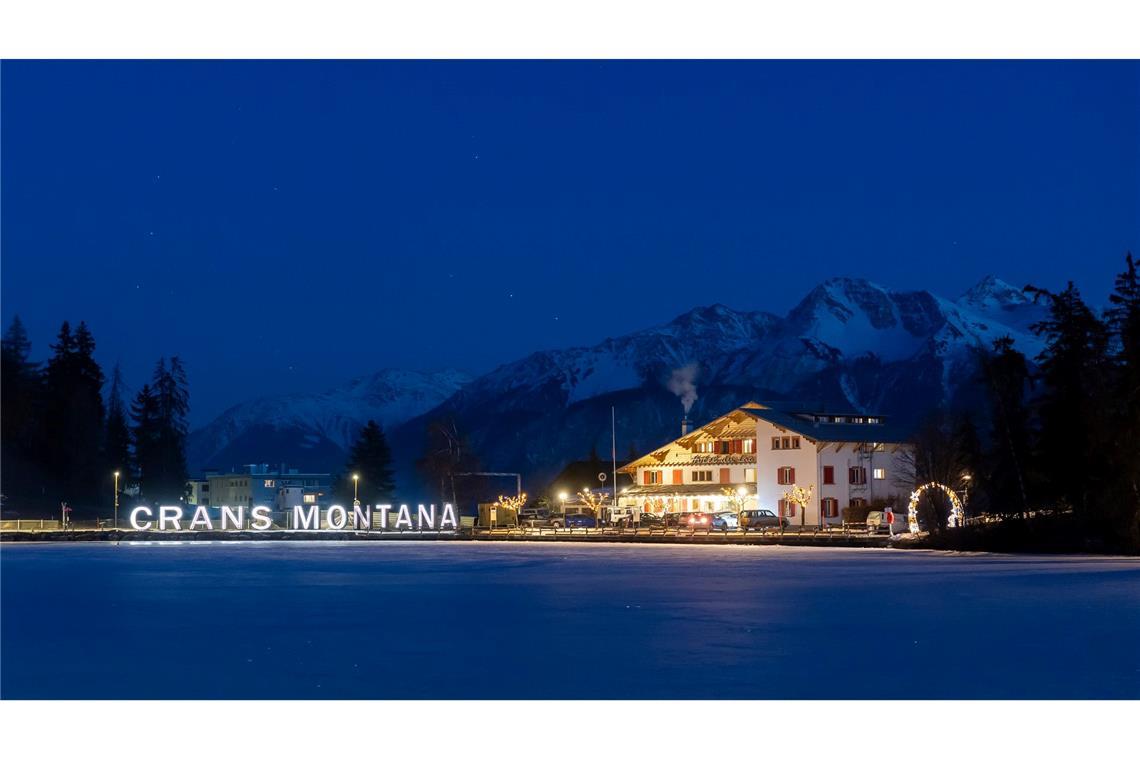Die Gemeinde verbietet Pyrotechnik in geschlossenen Räumen.