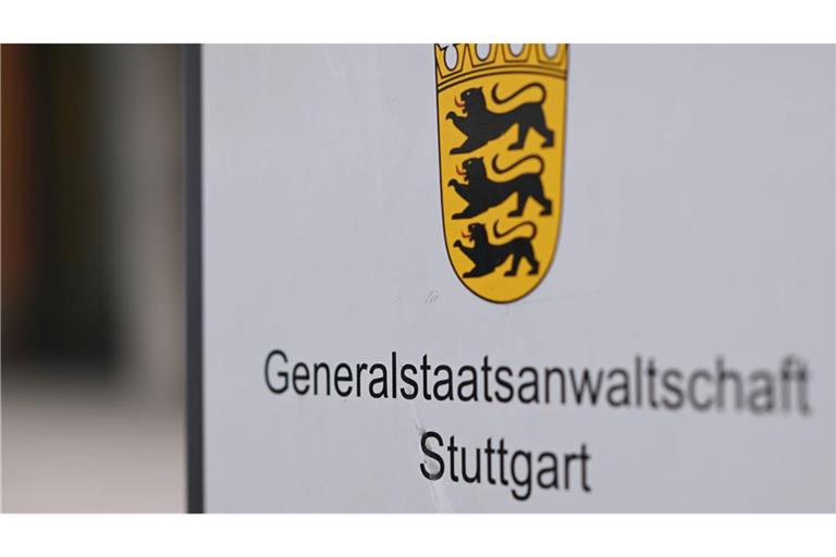 Die Generalstaatsanwaltschaft Stuttgart wirft dem Mann vor, im vergangenen Oktober aus extremistischen Gründen Anschläge verübt zu haben.