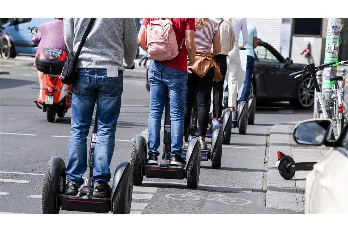 Die geplante Reform soll sich auch auf Elektrokleinstfahrzeuge erstrecken, auf denen man balanciert. (Symbolbild)