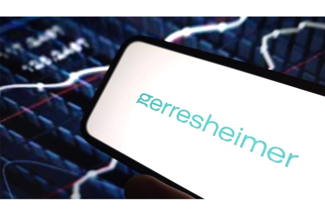 Die Gerresheimer-Aktie bricht um 17 % ein. Erfahren Sie, wie erweiterte BaFin-Prüfungen und bilanzielle Unsicherheiten den Kurs des Verpackungsspezialisten belasten.