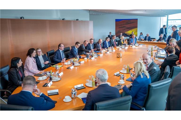 Die Grundrechte aller Beteiligten würden bei der neuen Regelung angemessen berücksichtigt werden, heißt es aus dem Justizministerium.