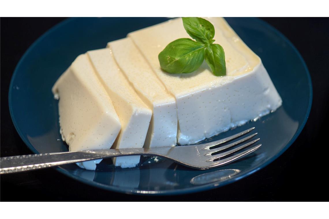 Die Grundzutat für Tofu ist die Sojabohne. (Symbolbild)