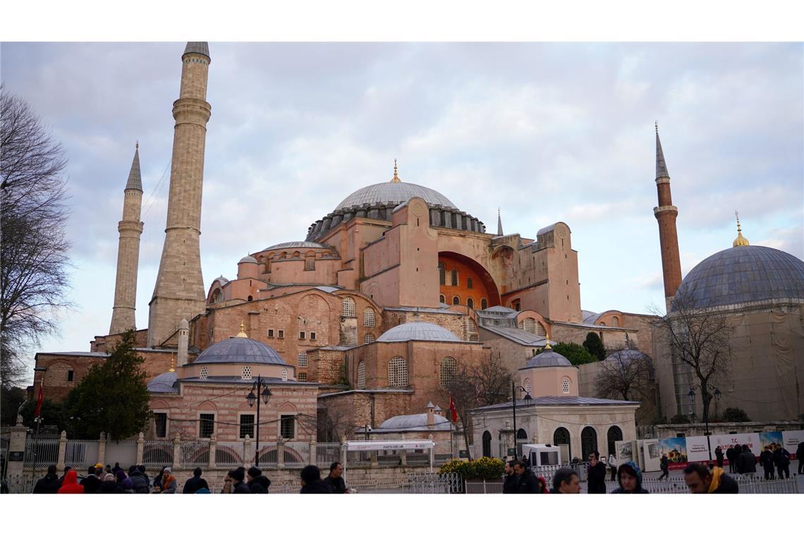 Die meistbesuchten Länder der Welt Die Hagia Sophia: Das im 6. Jahrhundert erbaute Wahrzeichen Istanbuls war ursprünglich eine christliche Kirche, dann bis in die 1930er Jahre ein muslimisches Gotteshaus. (Archivbild)