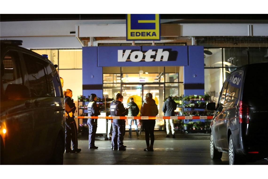 Jugendlicher stirbt bei Streit in Supermarkt Die Hintergründe des tödlichen Streits waren zunächst unklar.