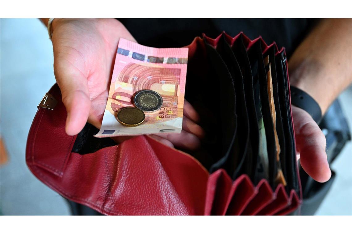 Haushaltskasse erholt sich nur langsam von hoher Inflation Die hohen Teuerungsraten vergangener Jahre sind für Normalverdiener immer noch nicht ganz verdaut. (Symbolbild)