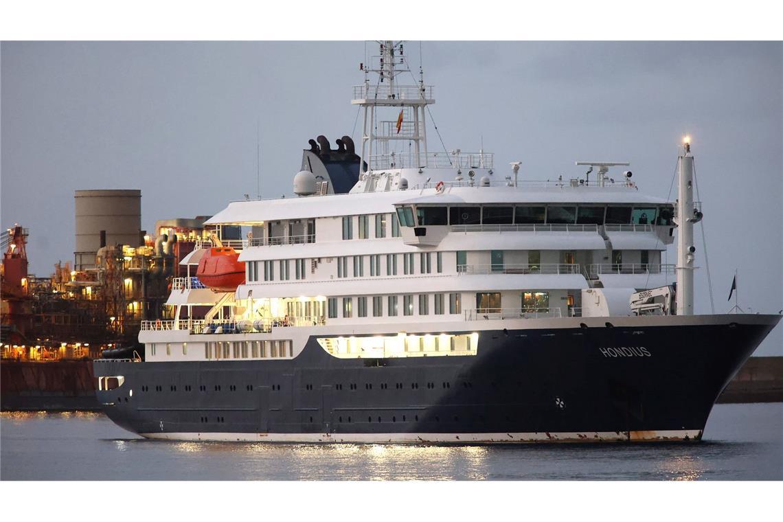 Die "Hondius" erreichte am Sonntag den Hafen von Granadilla im Süden Teneriffas.