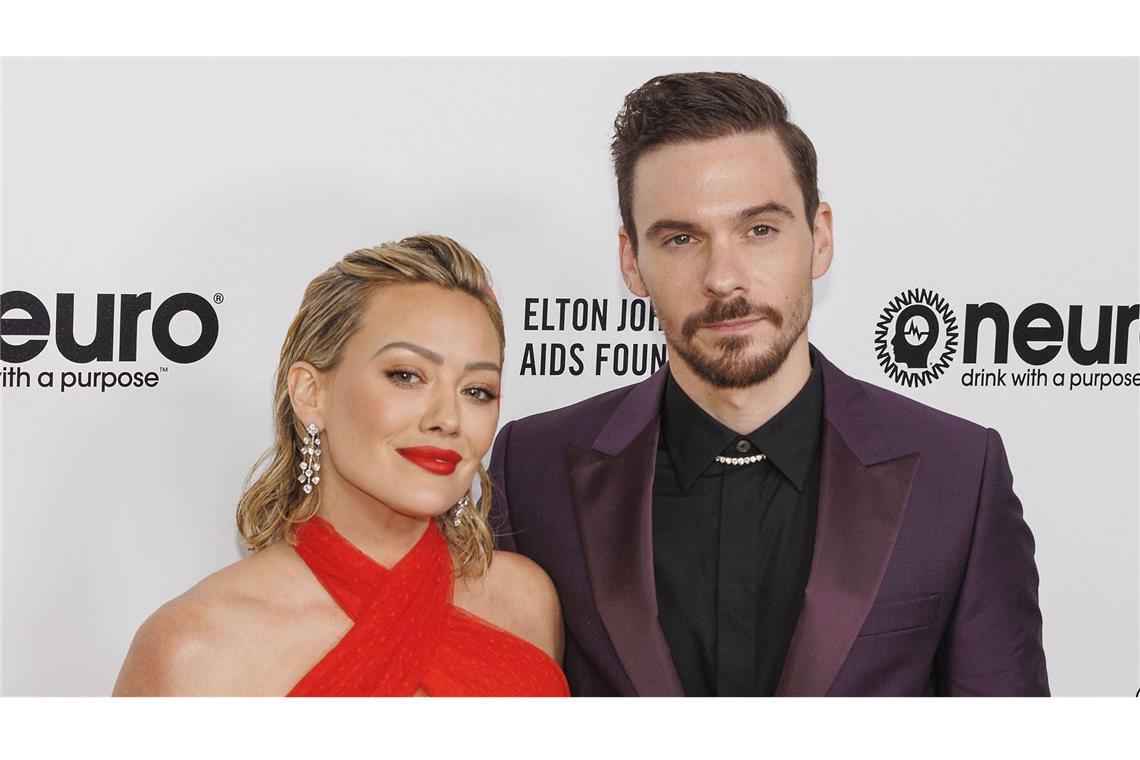 Diese ungewöhnlichen Namen gaben die Promis 2024 ihrem Nachwuchs Die im Mai 2024 geborene Tochter von Hilary Duff und Matthew Koma hört auf den Namen Townes Meadow Bair, wobei Meadow übersetzt Wiese bedeutet.