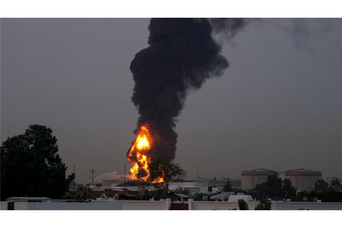 Die iranischen Angriffe auf Ziele in den Golfstaaten dauern an.