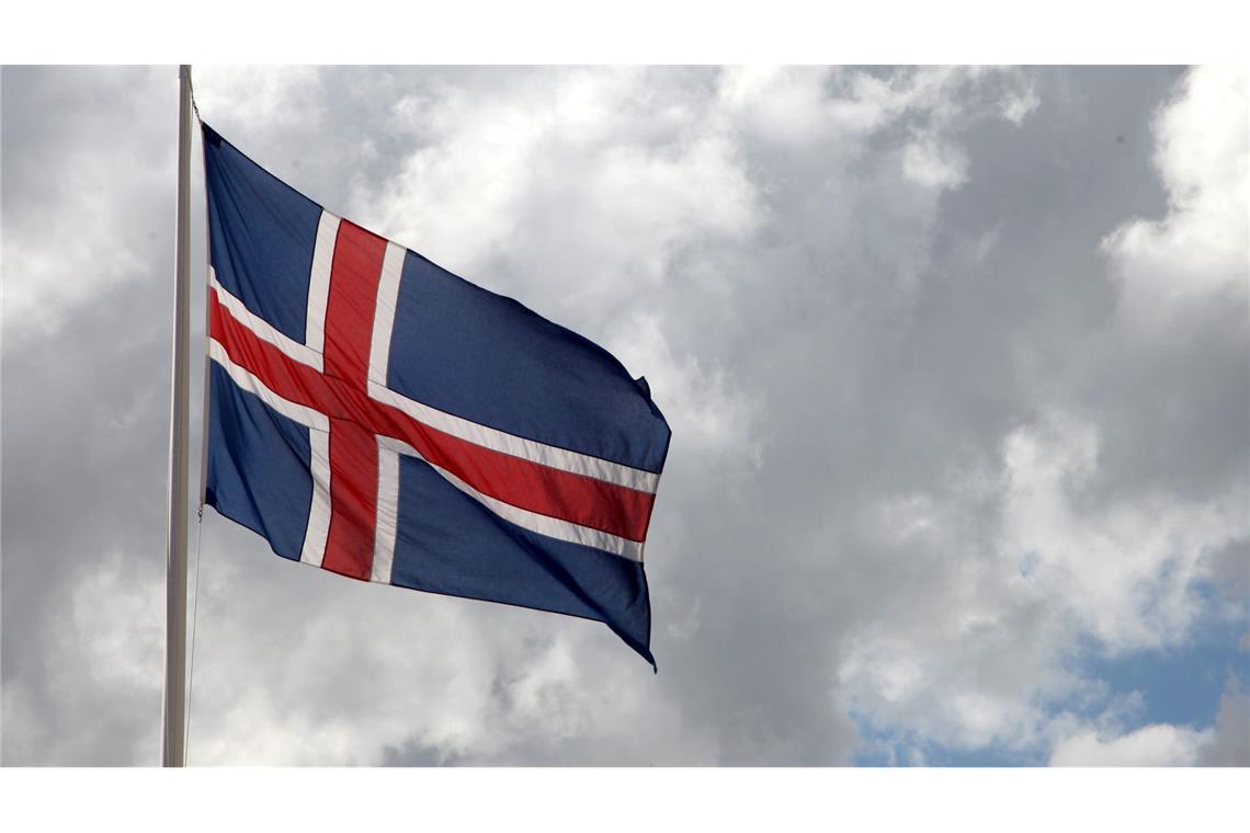 Parlamentswahl auf Island begonnen Die isländische Flagge. (Archivbild)