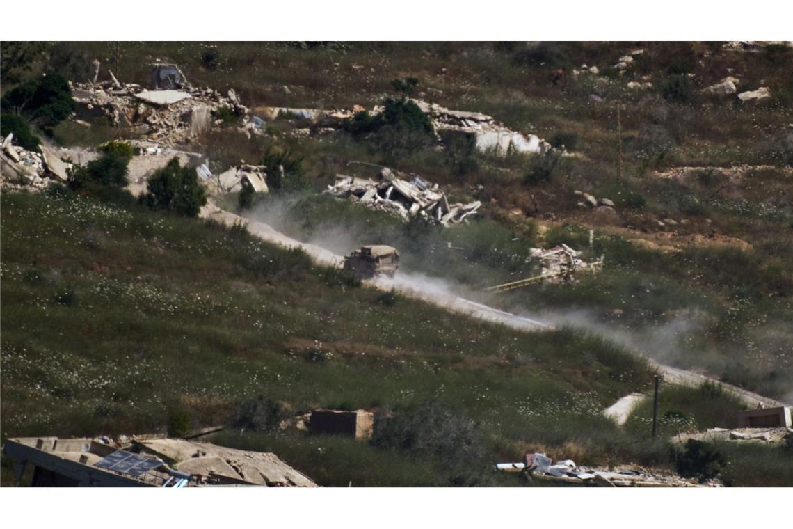 Die israelische Armee ist im Südlibanon weiter präsent.