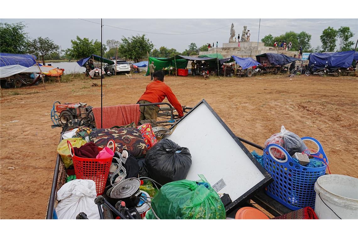 Die Kämpfe entlang der 800 Kilometer langen Grenze zwischen Thailand und Kambodscha treiben zahlreiche Einwohner in die Flucht.