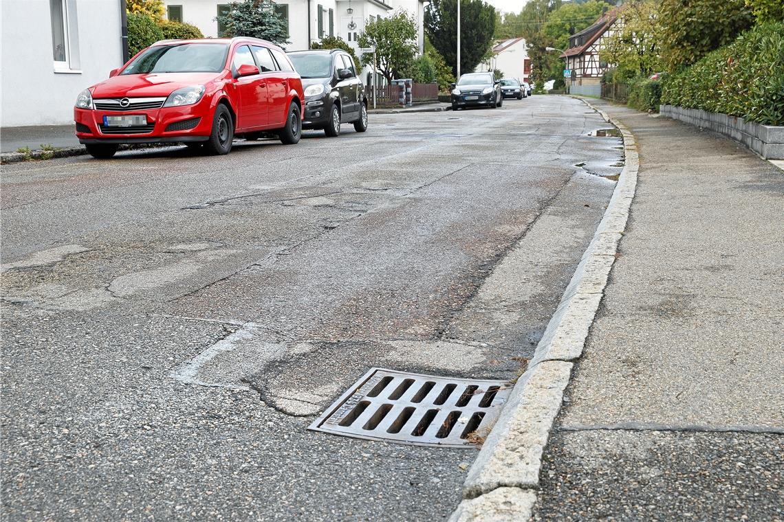 Die Karlstraße ist eine Wohnstraße und wichtige Verkehrsverbindung zwischen Innen- und Weststadt. Foto: Jörg Fiedler