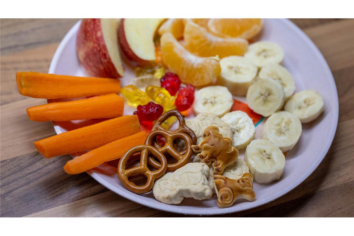 Snacks zwischendurch liegen im Trend Die klassische Mahlzeiten kommt bei