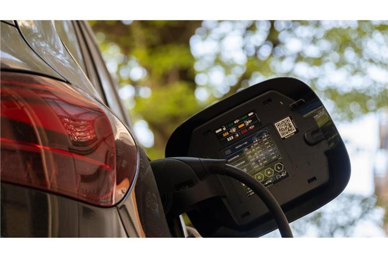 Die Koalition hat sich auf eine Kaufprämie für E-Autos und Plugin-Hybride geeinigt.