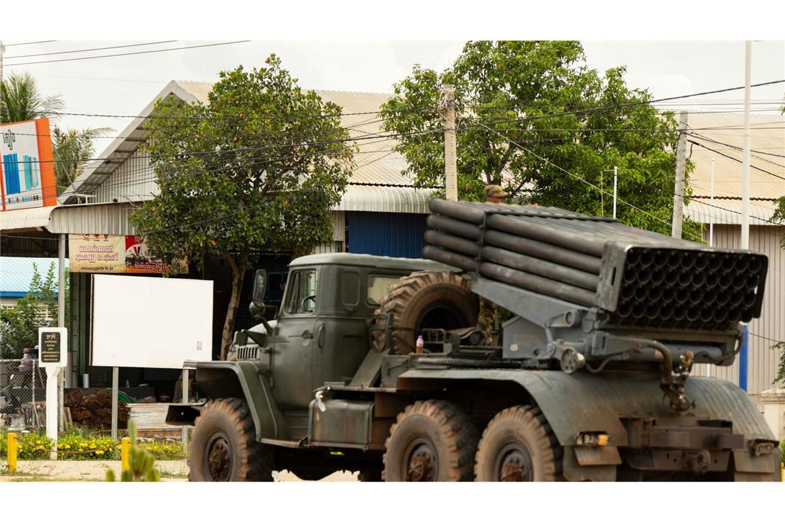 Thailand und Kambodscha einigen sich auf Waffenruhe Die Konfliktparteien kämpfen mit schwerer Artillerie.