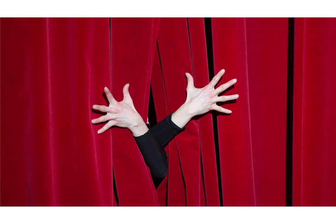 Warnstreiks bei Theatern und Konzerthäusern "Die künstlerisch Beschäftigten dürfen nicht als Beschäftigte zweiter Klasse behandelt werden." (Symbolbild)