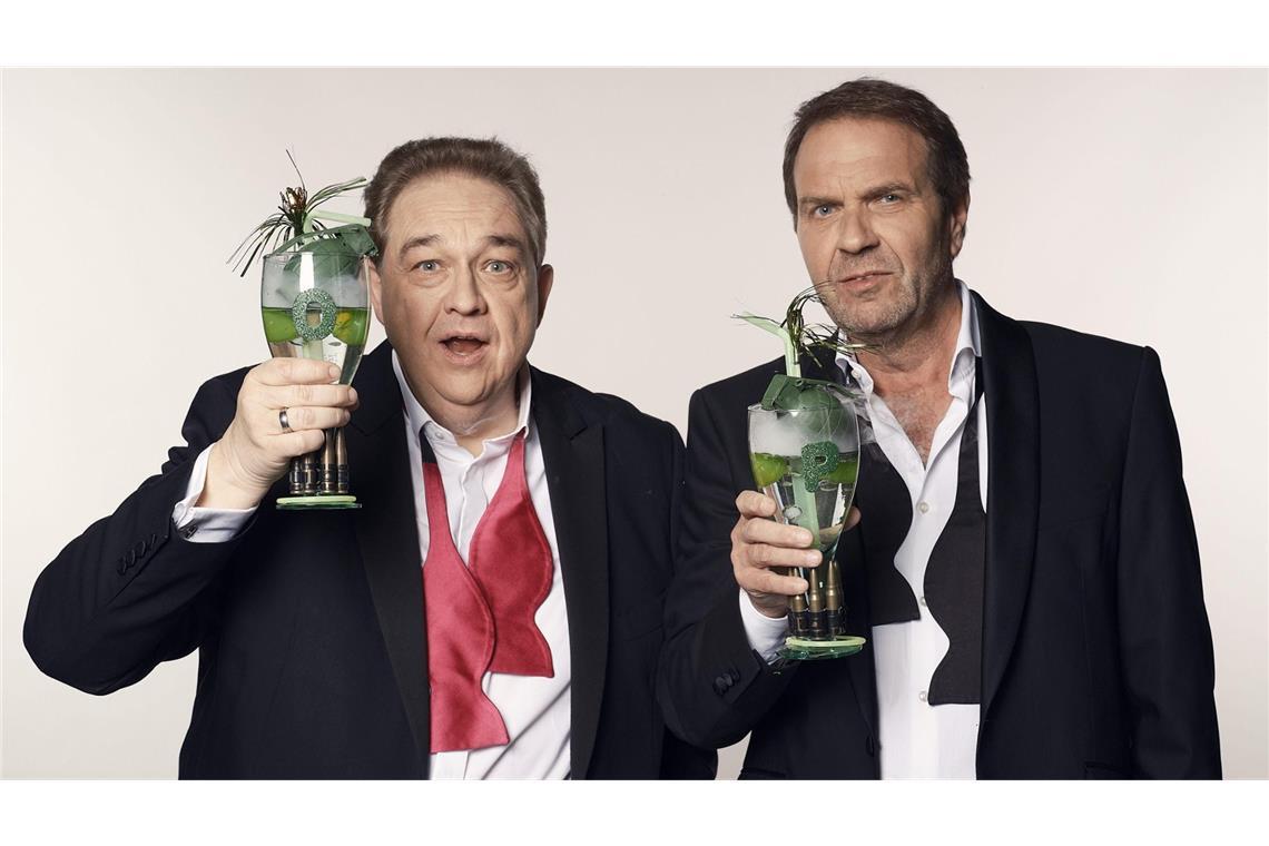 Noch miesere Filme, noch mehr Kult Die Kult-Comedians Oliver Kalkofe (li.) und Peter Rütten haben wieder in der Kuriositätenkiste der Filmgeschichte gewühlt und zehn zu Recht vergessene Perlen des schlechten Geschmacks herausgezogen.