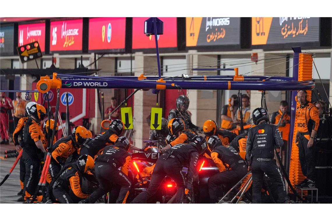 Die Lampen brennen in bisschen bei McLaren.