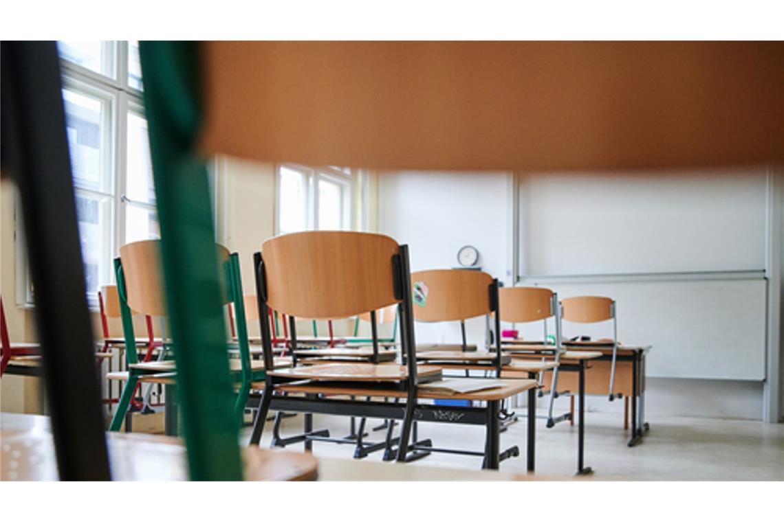 Die Gesellschaft der Nach-Corona-Zeit ist polarisiert, gespalten, traumatisiert Die lange Schulschließungen hält Gesundheitsminister Karl Lauterbach (SPD) inzwischen für einen Fehler.