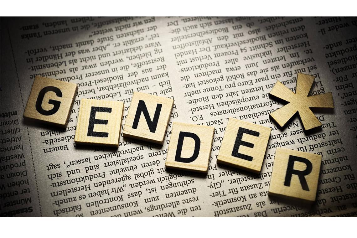 Duden-Chefin: Gendern nicht auf Sonderzeichen reduzieren Die Leiterin der Duden-Redaktion, Laura Neuhaus, rät, das umstrittene Thema Gendern nicht auf Sonderzeichen zu reduzieren (Symbolfoto).