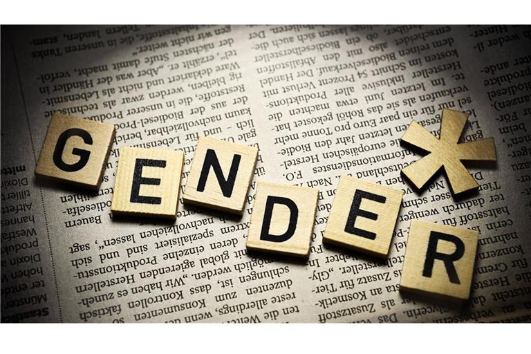 Die Leiterin der Duden-Redaktion, Laura Neuhaus, rät, das umstrittene Thema Gendern nicht auf Sonderzeichen zu reduzieren (Symbolfoto).