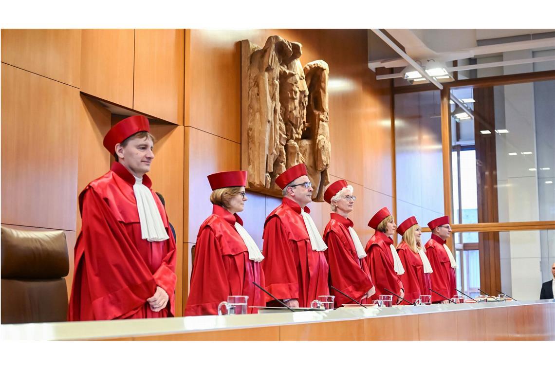 Linke geht mit weiterer Klage gegen Finanzpaket nach Karlsruhe Die Linke hat Klage beim Bundesverfassungsgericht eingereicht (Symbolbild).