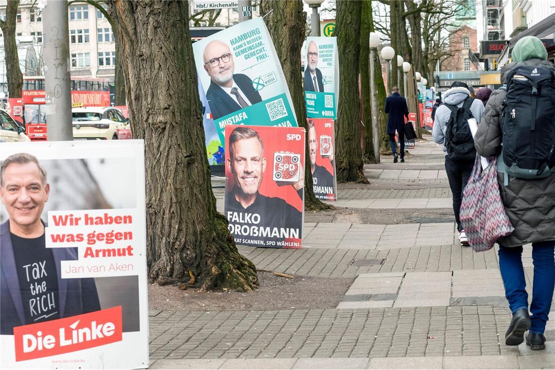 Scholz nennt Chialo "Hofnarr" - "nicht rassistisch" gemeint Die Linke legt im Bundestagswahlkampf zu (Symbolbild).