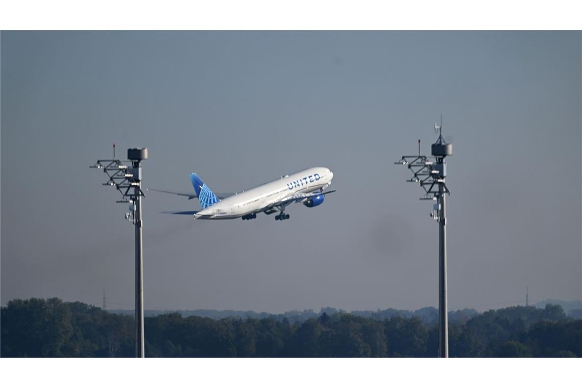 Die Luftverkehrsteuer soll sinken (Symbolbild).