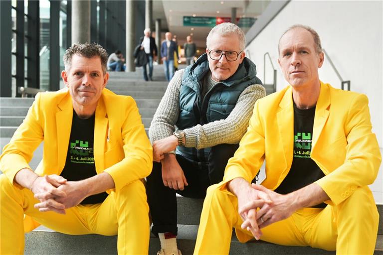 Die Macher der Futuromundo: Kai-Erik Ströbel (M.) und die Brüder Leonard (l.) und Gordon Sommer Die Macher der Futuromundo: Kai-Erik Ströbel (M.) und die Brüder Leonard (l.) und Gordon Sommer