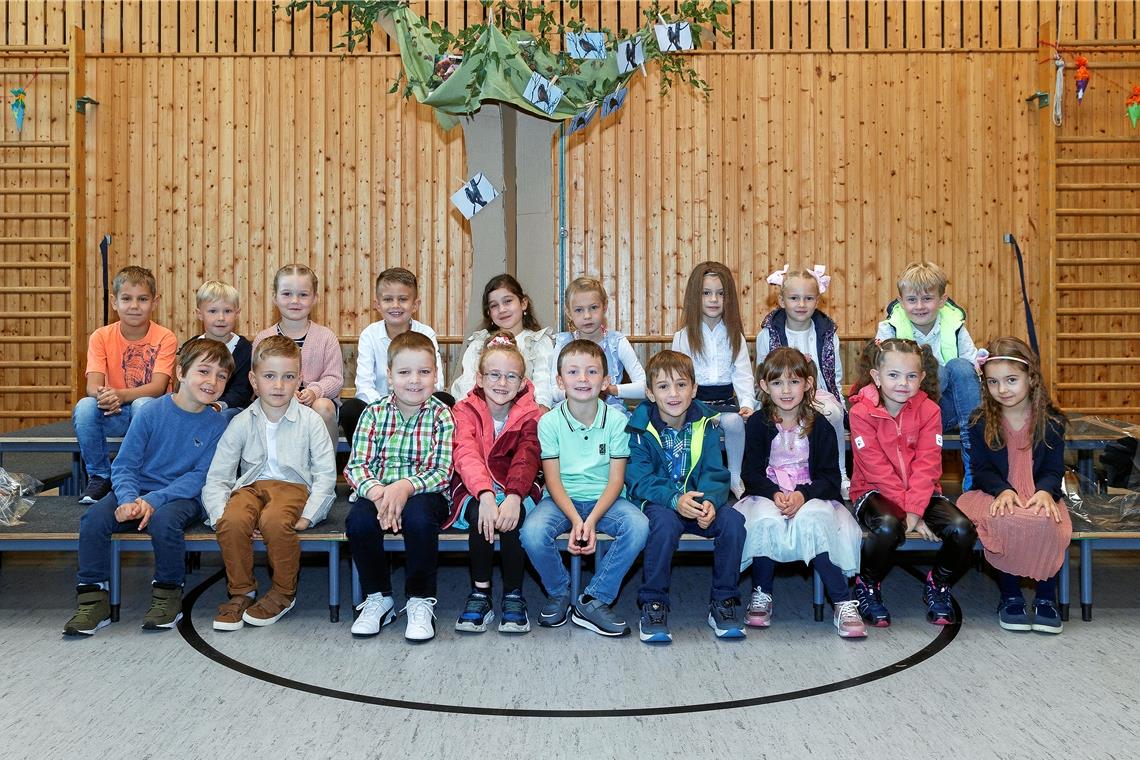 Premiere für die Erstklässler Die Mädchen und Jungen, die nun in der Grundschule Fornsbach durchstarten.