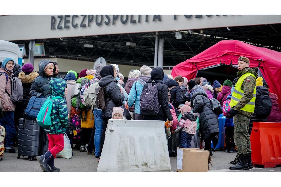 Die Mehrheit der erwachsenen Flüchtlinge aus der Ukraine, die in Deutschland leben, sind Frauen. (Archivbild)