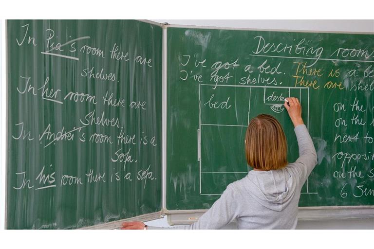 Die meisten Menschen im Öffentlichen Dienst sind an Schulen beschäftigt. (Symbolbild)