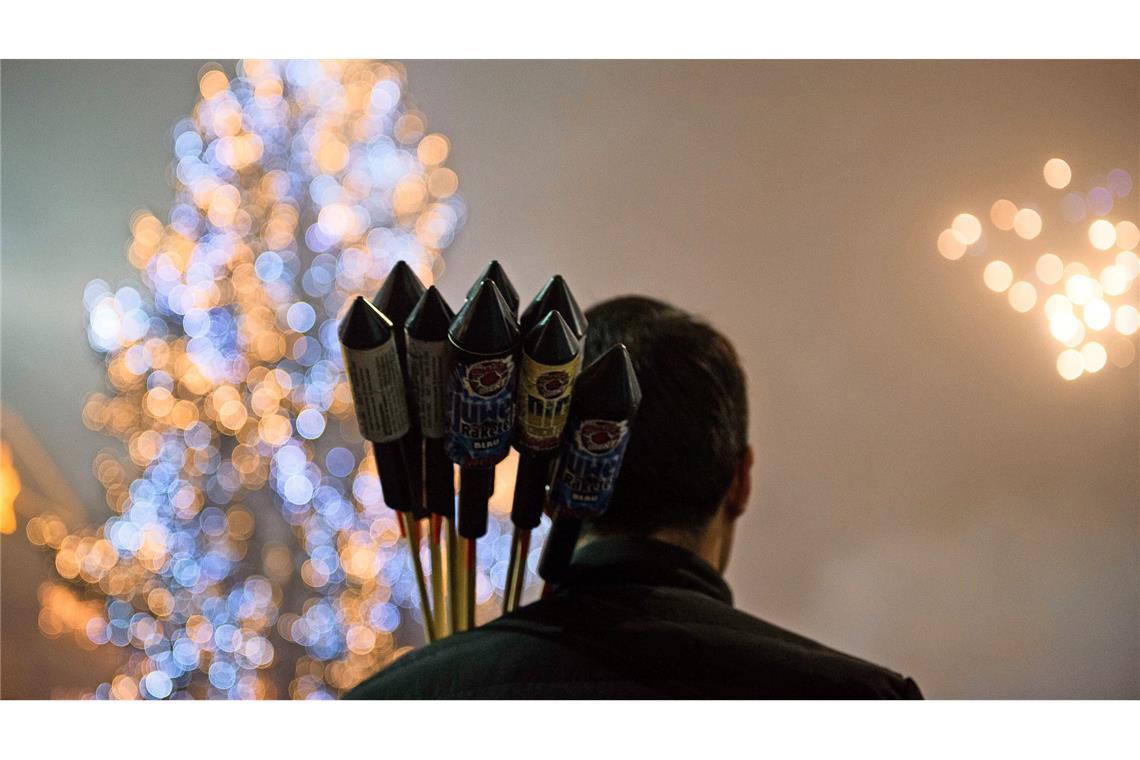 Die meisten Menschen in Deutschland wollen inzwischen auf Feuerwerkskörper an Silvester verzichten (Archivfoto).