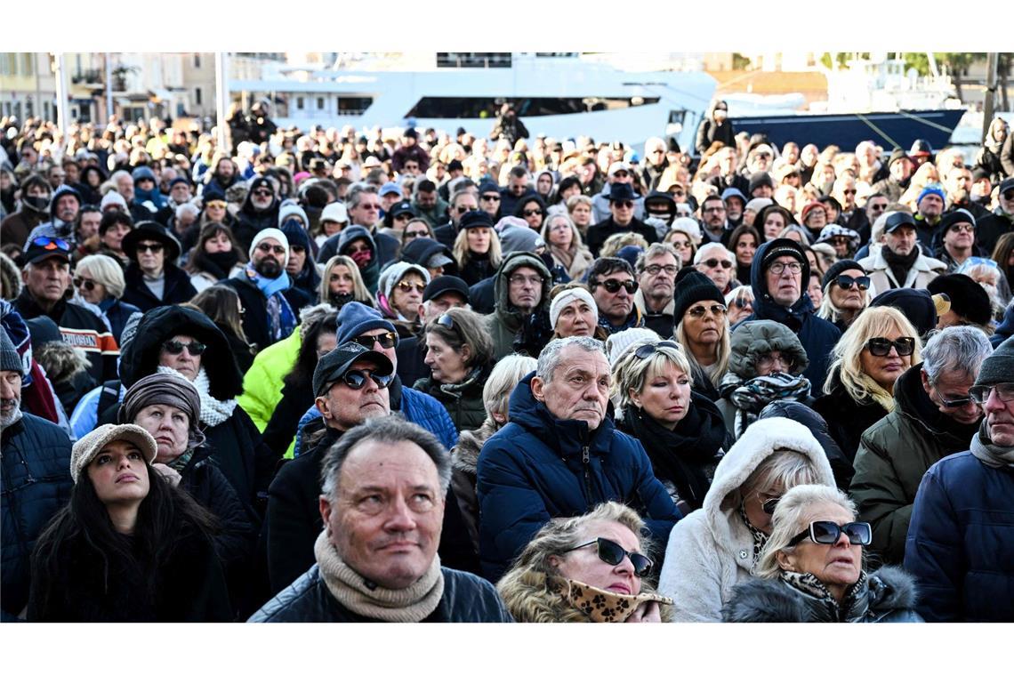 Die Messe wurde in Saint-Tropez live übertragen.