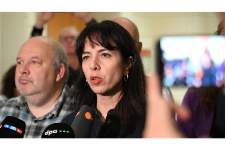 Die mögliche Regierende Bürgermeisterin von Berlin, die Linken-Politikerin Elif Eralp, hat Sorge davor erkennen lassen, die Namen von Unterstützern ihrer Partei öffentlich zu nennen.