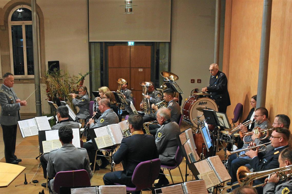 Reservistenmusikzug 28 Ulm gibt zwei Benefizkonzerte Die Musiker ermöglichen am Wochenende in Murrhardt und Umgebung gleich zwei Benefizkonzerte. Foto: Reservistenverband