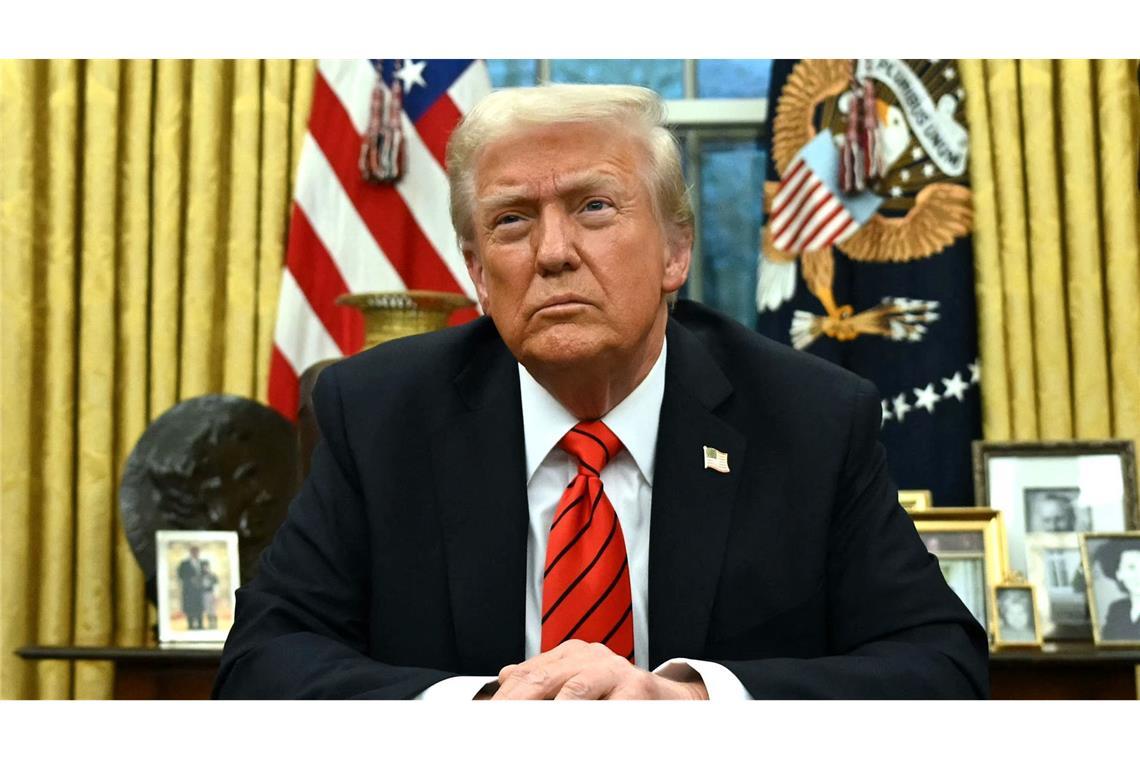 Nachrichtenagentur AP dauerhaft aus Oval Office und Präsidentenflugzeug verbannt Die Nachrichtenagentur hat künftig keinen Zutritt mehr in Trumps Büro. (Archivbild)