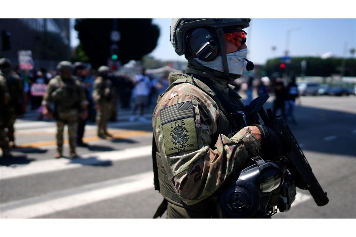 Eskaliert die Lage in Los Angeles? Die Nationalgarde soll die Einwanderungsbehörde ICE schützen, die Trumps beispiellose Massenabschiebungen durchführen soll.