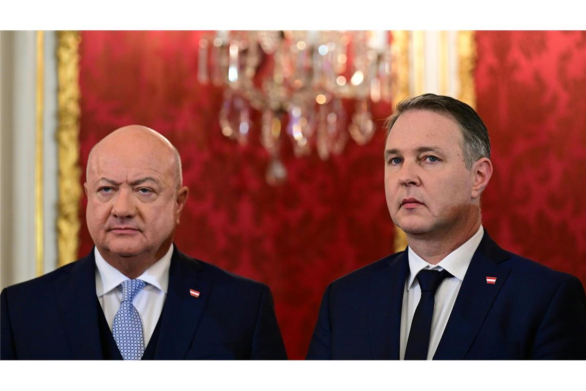 Österreich: Neue Drei-Parteien-Regierung im Amt Die neue Drei-Parteien-Regierung in Österreich ist im Amt