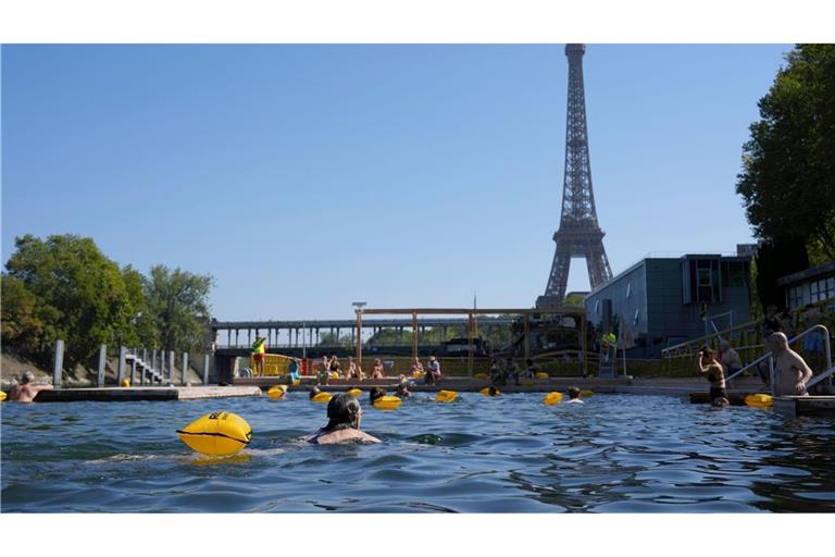 Die neuen Freibäder in der Seine kommen bei Einwohnern und Touristen gut an (Archivbild).