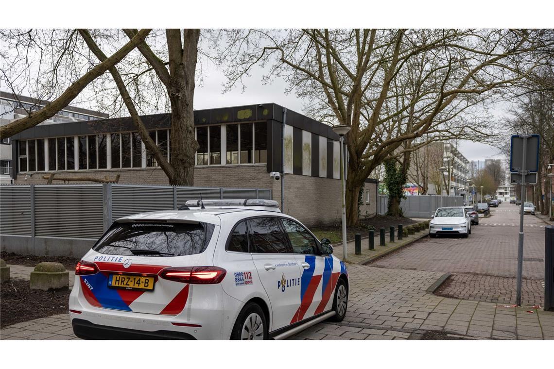 Die Niederlande reagieren empört auf den Anschlag auf eine jüdische Schule in Amsterdam.