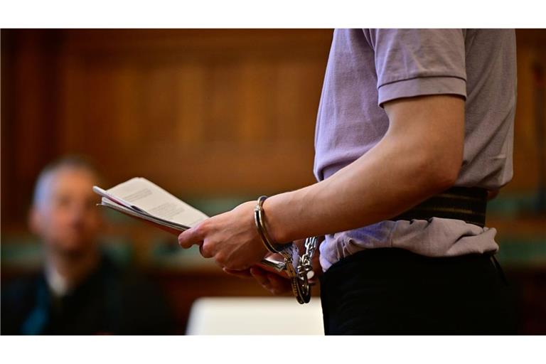 Die non-binäre deutsche Person Maja T. ist in Budapest zu acht Jahren Gefängnis verurteilt worden. (Archivbild)