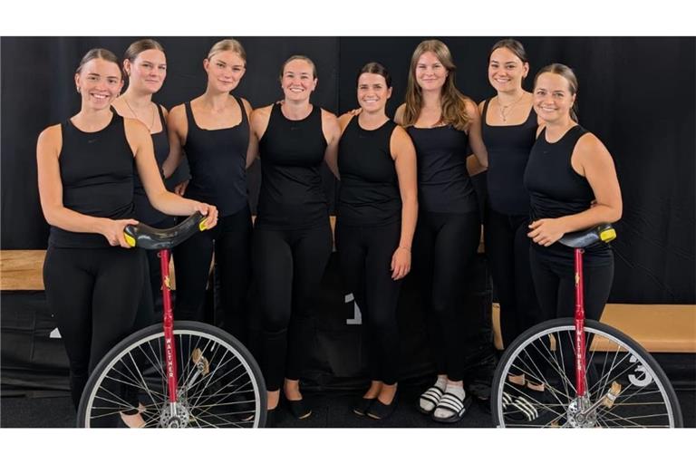 Die Oberesslinger Einradpower, von links: Jenny Schäfer, Marleen Aeckerle, Kaja Demuth, Amelie Gölz, Vivien Schuler, Luisa Aeckerle, Annett Horlacher und Madeline Schuler.