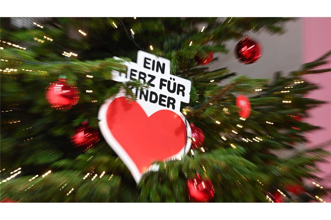 "Ein Herz für Kinder": Ehrenpreis für Toni Kroos Die Organistation "Ein Herz für Kinder" gibt es seit mehr als 45 Jahren. (Archivbild)