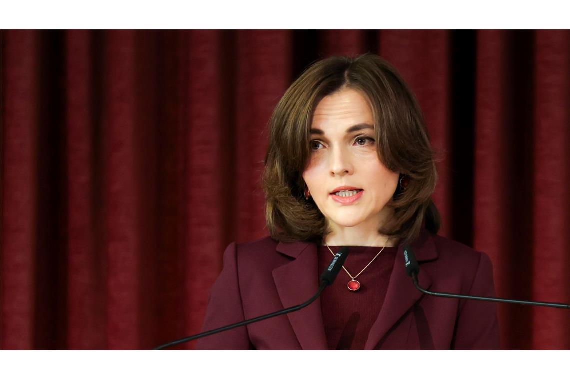 Die Ostbeauftragte Elisabeth Kaiser sieht Veränderungsbereitschaft in Deutschland, aber sie sorgt sich um Ungleichheit und Demokratieskepsis. (Archivbild)