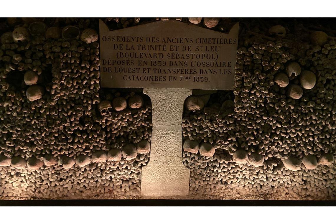 Die Pariser Katakomben entstanden Ende des 18. Jahrhunderts während einer Gesundheitskrise.