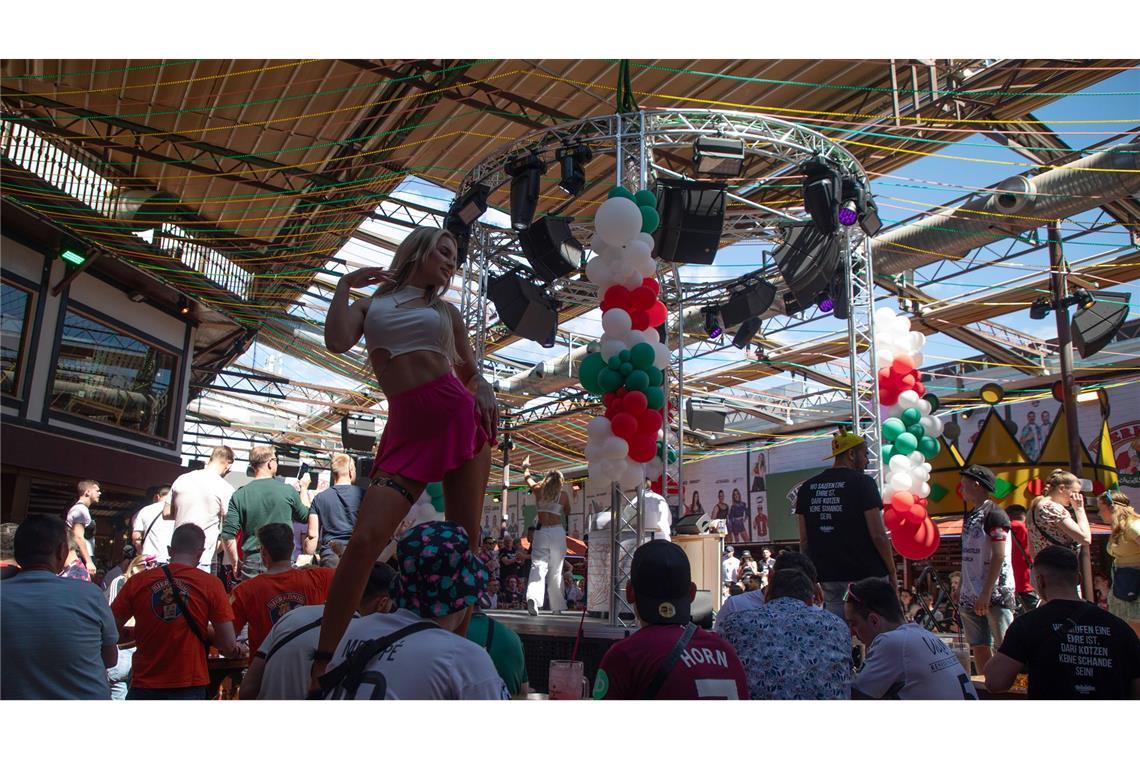 Diese Ballermann-Songs sollten Fans kennen