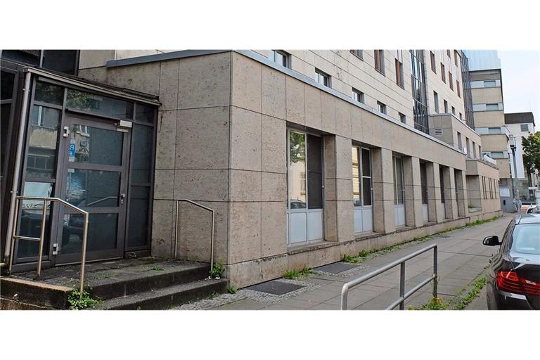 Die Pläne sind umstritten: Das ehemalige Rotkreuzkrankenhaus in Bad Cannstatt soll zu einer forensischen Psychiatrie werden.